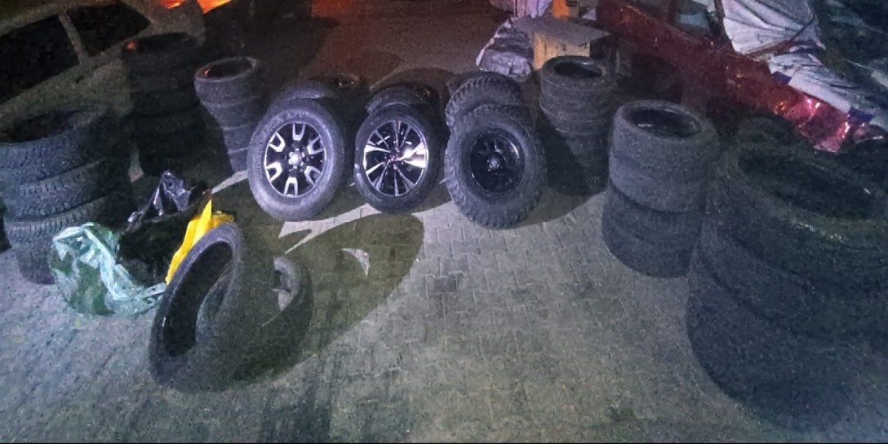 Polis, 475 Bin Tl’lik Hırsızlık Yapan Şüphelileri Yakaladı