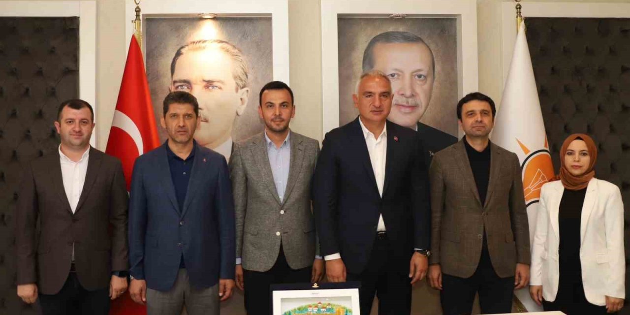 Bakan Ersoy, Gazipaşa-alanya Havalimanı’nın Fiziki Gelişim Planını İnceledi