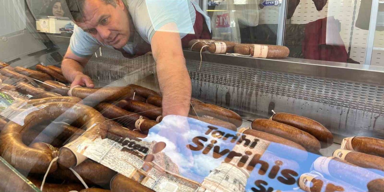 Kurban Etini Değerlendirmenin En Lezzetli Yolu; Tescilli Sivrihisar Dövme Sucuğu