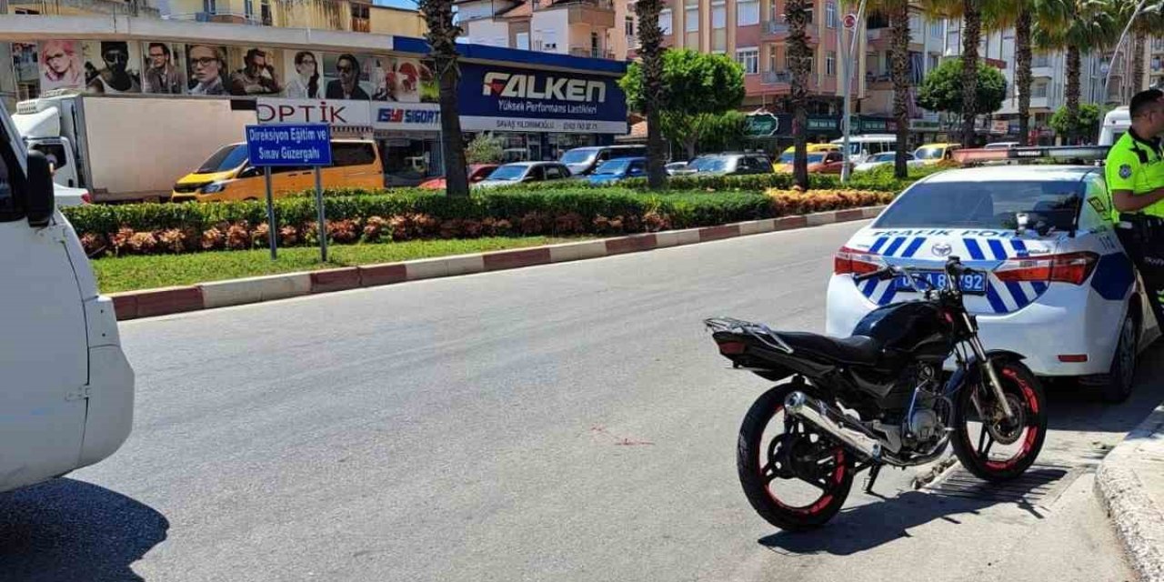 Takmadığı Kask Başına Dert Oldu, 19 Bin 438 Tl Ceza Yedi