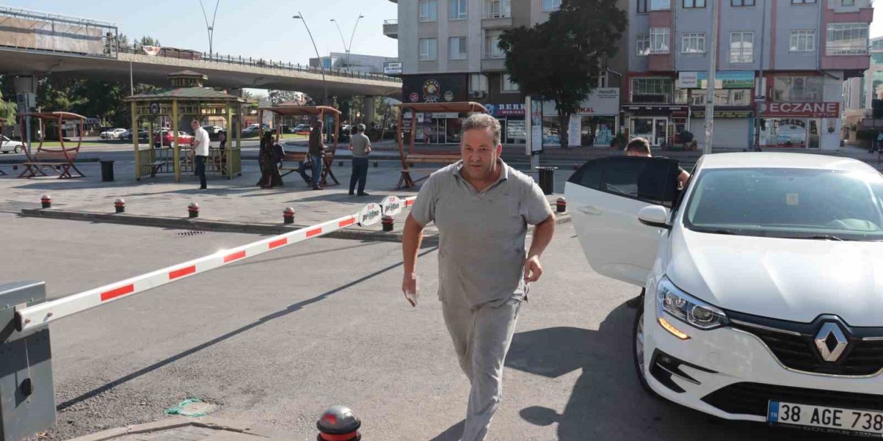 Kayseri’de Acemi Kasaplar Hastaneye Akın Etti