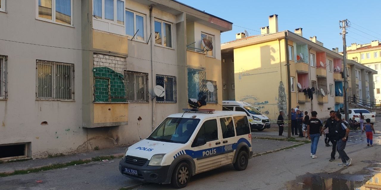 2’nci Kattan Düşen Adam Ağır Yaralandı