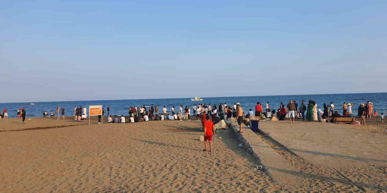 Mersin’de Denizde Kaybolan Genci Arama Çalışması Başlatıldı