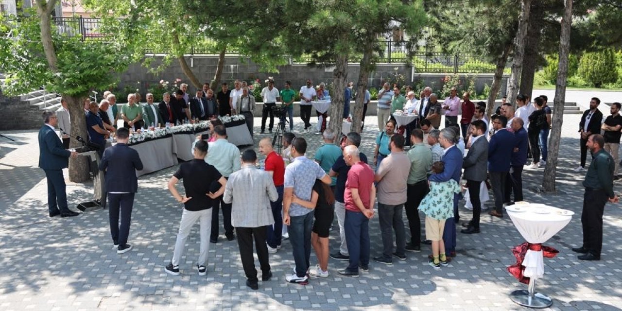 Hacılar’da Geleneksel Bayramlaşma