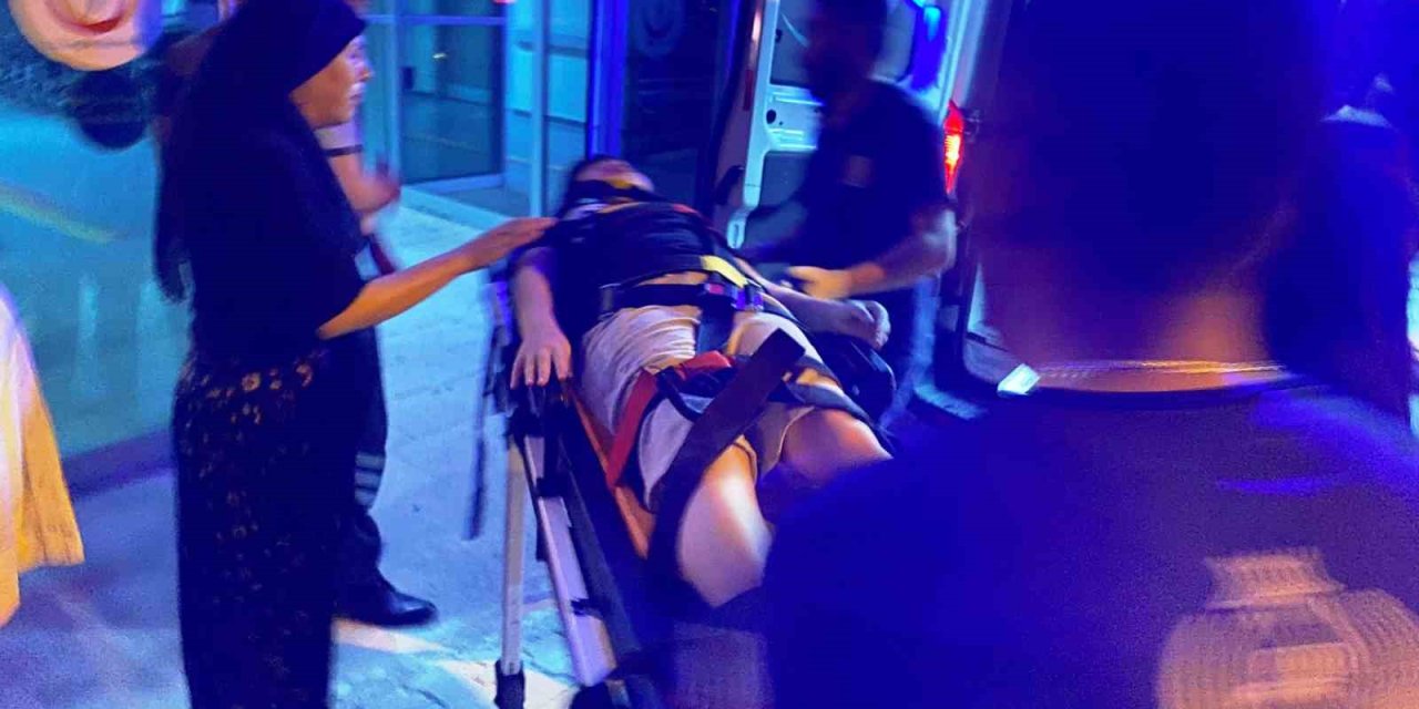 Yola Çıkan Çocuğa Otomobil Çarptı