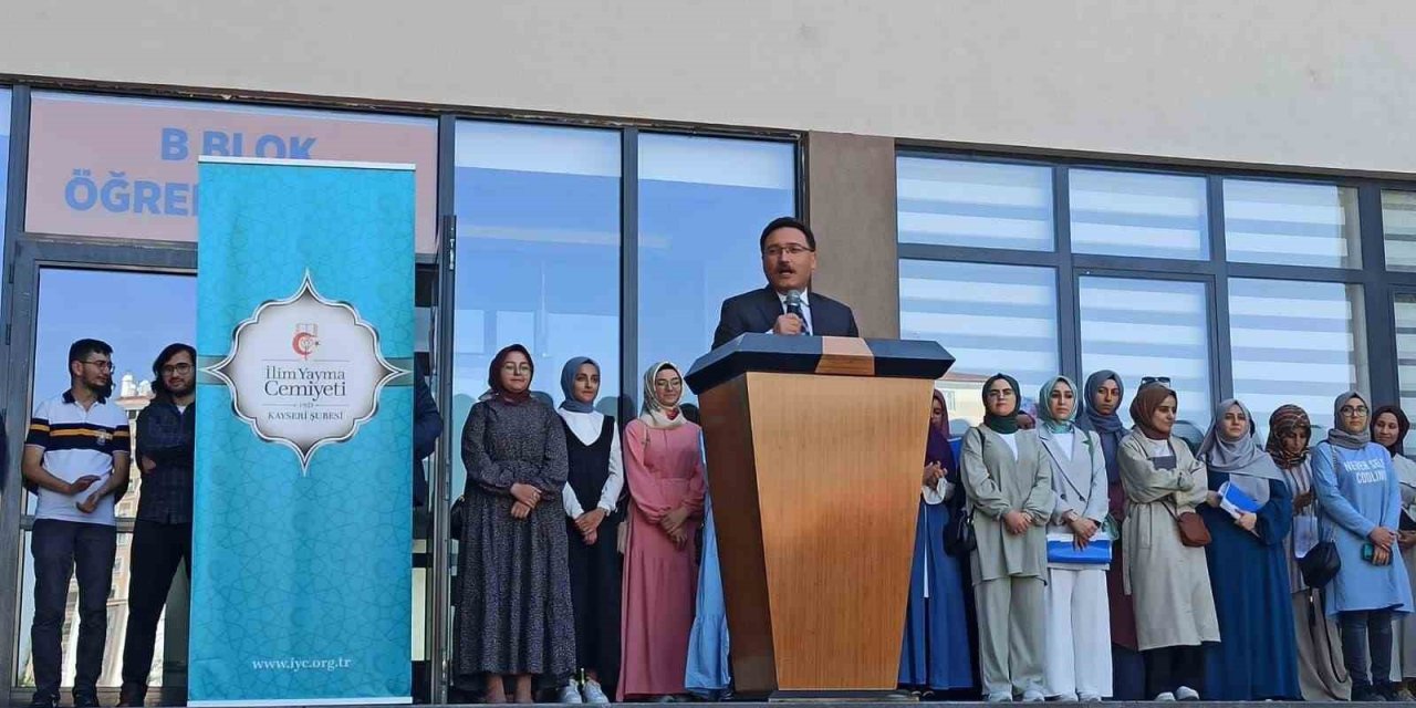 İlim Yayma Cemiyeti 15. Yaz Okulu Açılış Programı Gerçekleşti