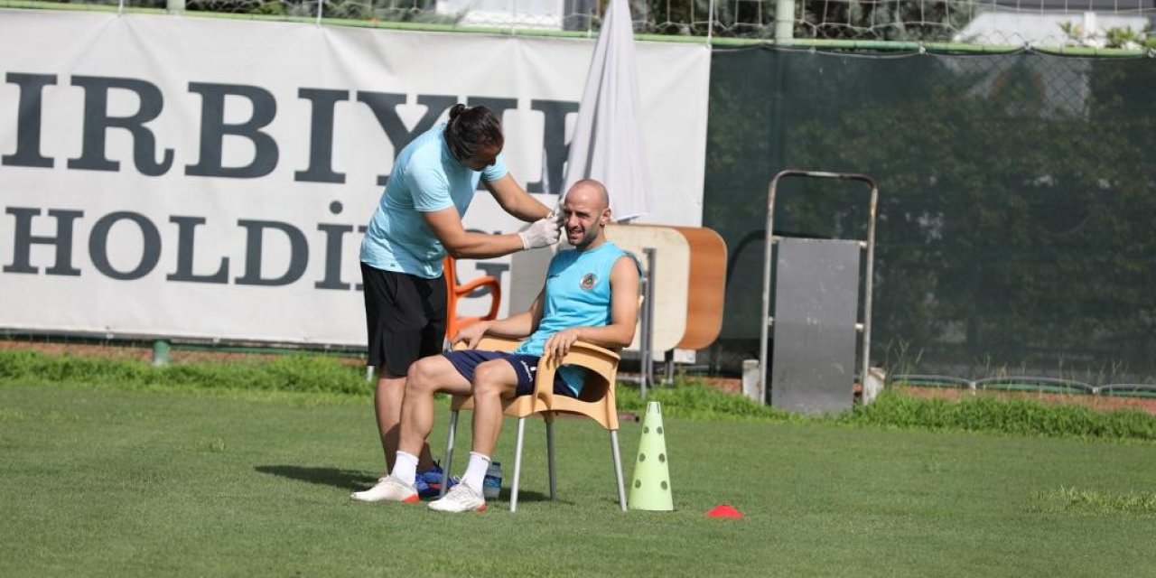 Alanyaspor’lu Futbolcular Laktat Testinden Geçti