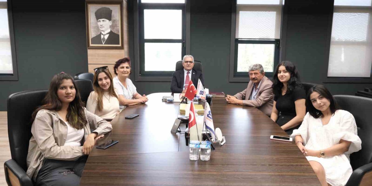 Yurt Dışından Gelen Çevreci Aktivistlerden Eskişehir Osb’ye Ziyaret