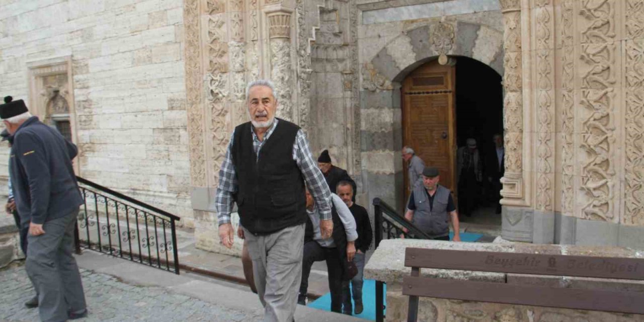 Eşrefoğlu Camisi’ni Bayram Tatilinde 19 Bin 511 Kişi Ziyaret Etti