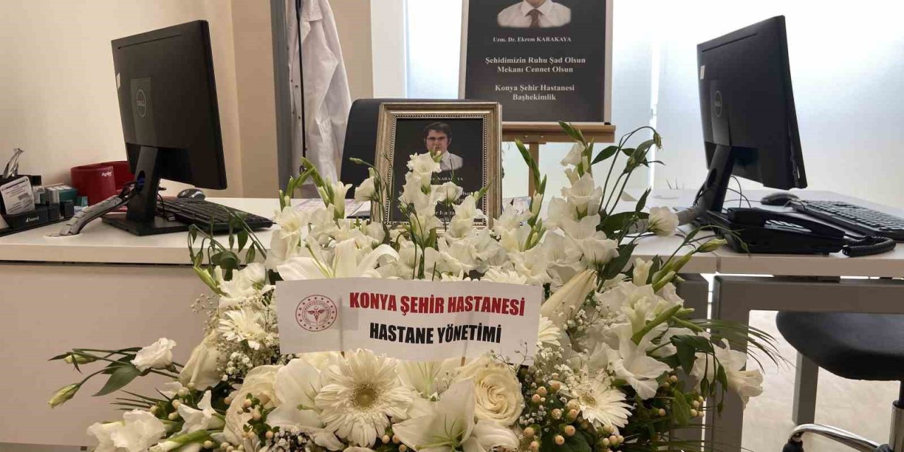 Şehit Dr. Ekrem Karakaya Vefatının Sene-i Devriyesinde Anıldı