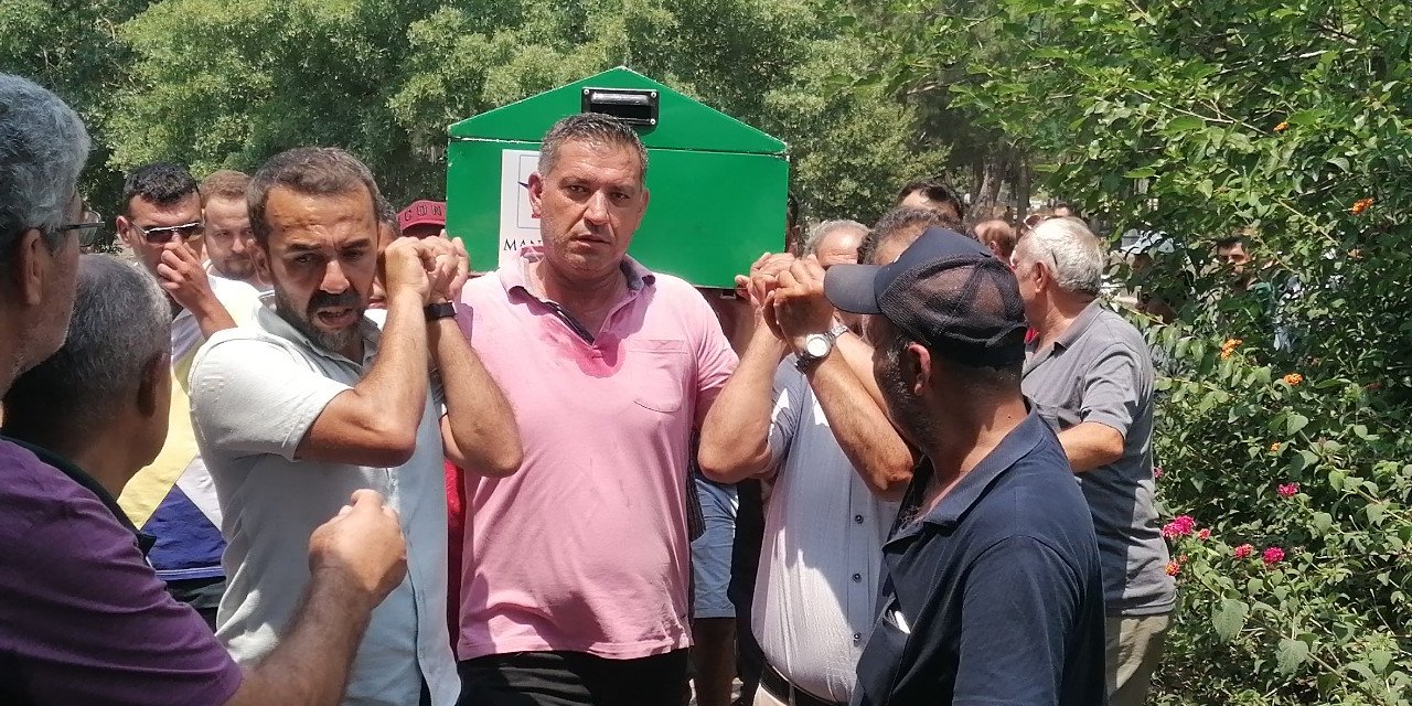 Tedavi Gördüğü Hastanede Hayatını Kaybeden Muhtar, Son Yolculuğuna Uğurlandı