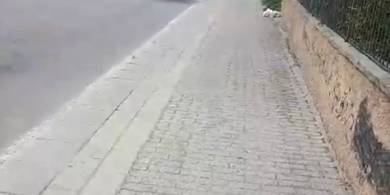 Seyir Halindeki Otomobil Alev Aldı