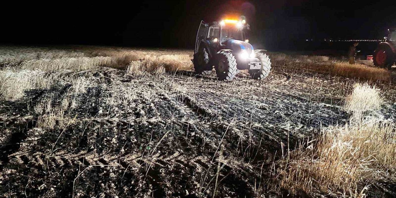 Konya’da Yaklaşık 50 Dekar Arpa Yanarak Kül Oldu