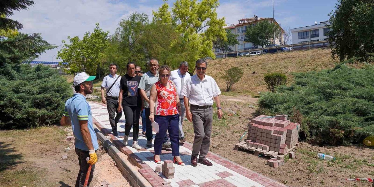 Başkan Ataç, Şehit Piyade Üsteğmen Onur İlkhan Parkı’nda İncelemeler Yaptı