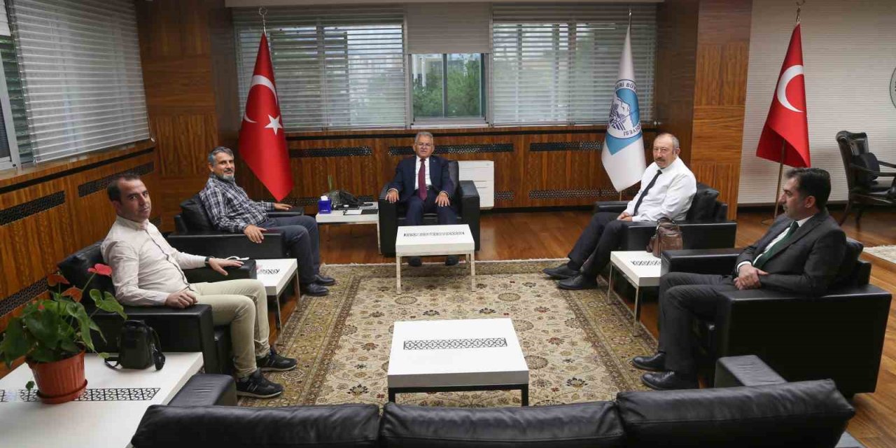 Başkan Büyükkılıç’a Akademisyenlerden Ziyaret