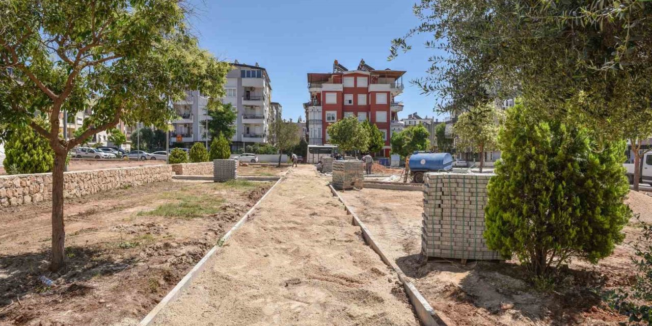 Yükseliş Kütüphanesi’ne Park