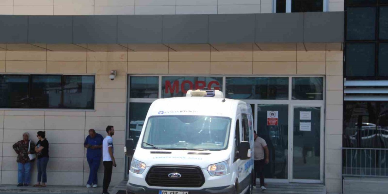 Otomobildeki Gürültü Tartışması 18 Yaşındaki Gencin Hayatına Mal Oldu