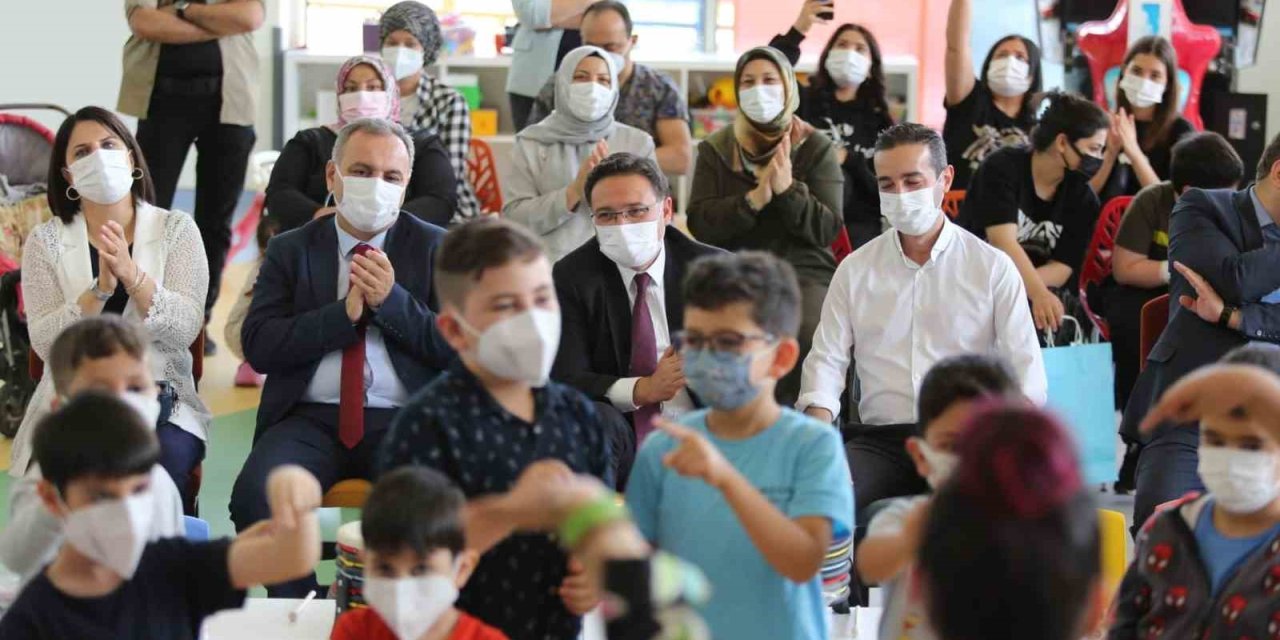 Vali Çiçek’ten Kanka’ya Ziyaret