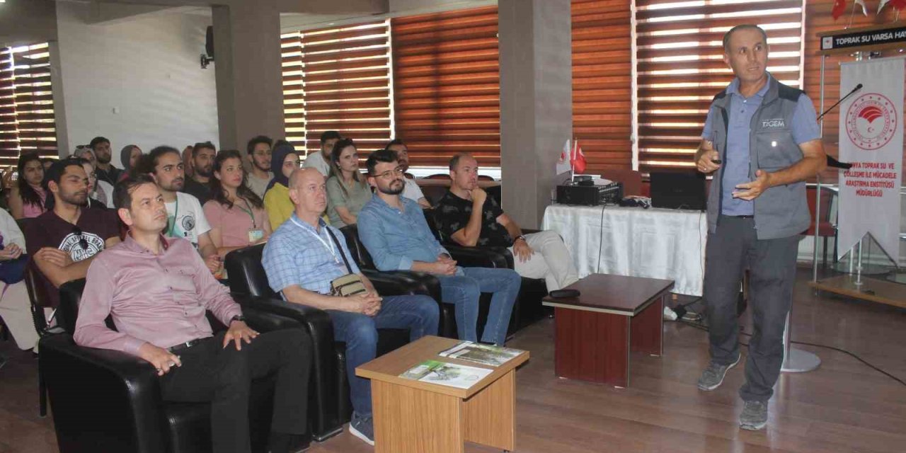 Üniversite Öğrencileri Konya’da Erozyon Çalışmaları Hakkında Bilgilendirildi