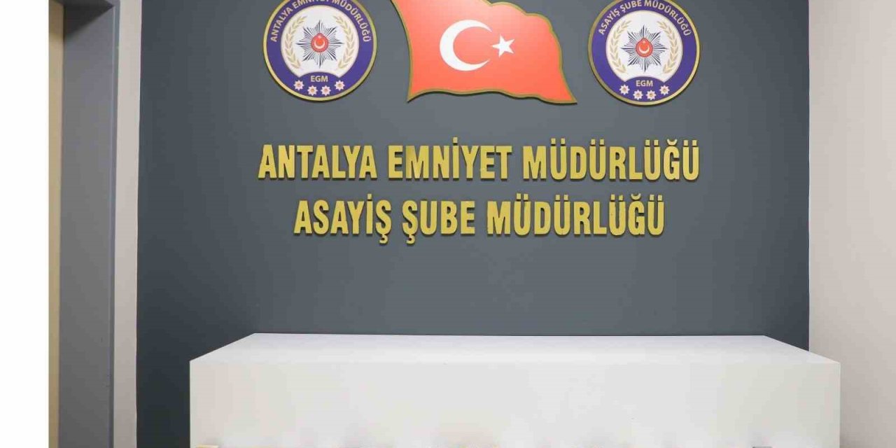 Ev, İş Yeri, İnternet Ve Telefon Kabloları Hırsızları Yakalandı