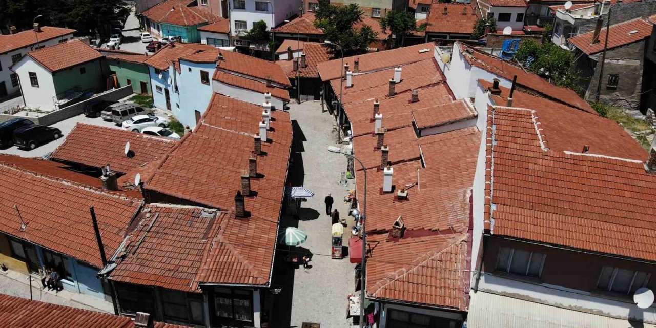 Tarihi Değerlerini Gelecek Nesillere Aktaran İlçe; Sivrihisar