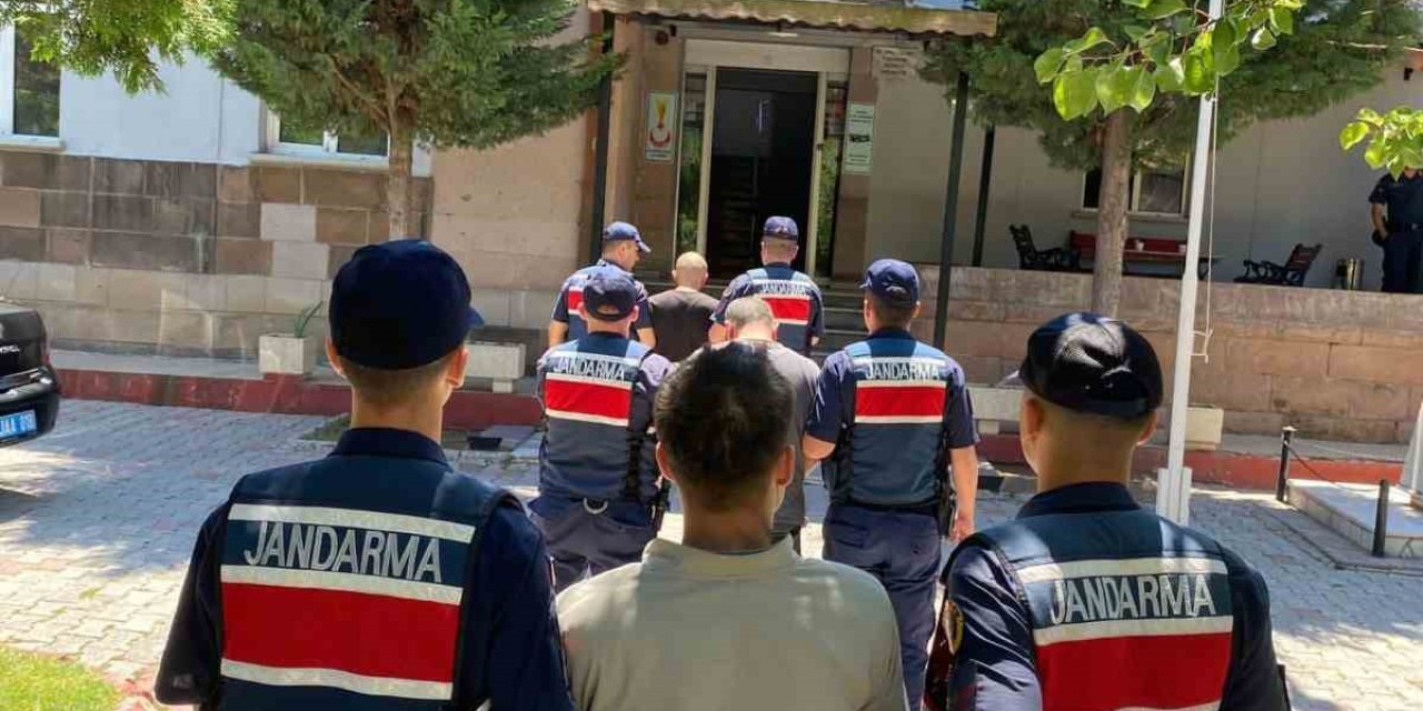 Kayseri’de Bağ Evinden Hırsızlık Yapan 2 Şahıs Tutuklandı