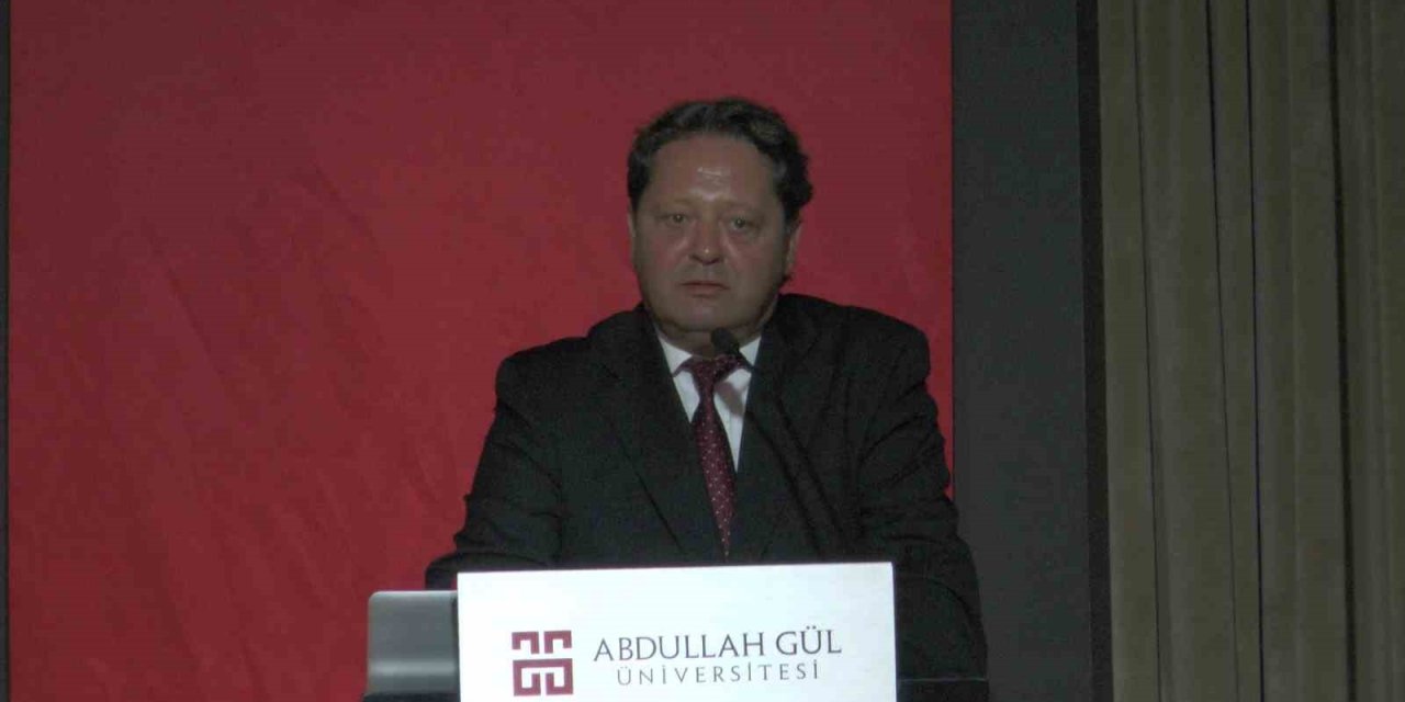 Rektör Yılmaz: “15 Temmuz Artık Milli Birliğimizin Ve Demokrasimizin Temel Bir Sembolü”