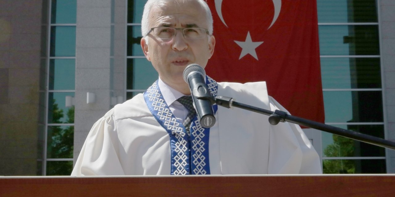Esogü Rektörü Prof. Dr. Kamil Çolak’ın 15 Temmuz Mesajı