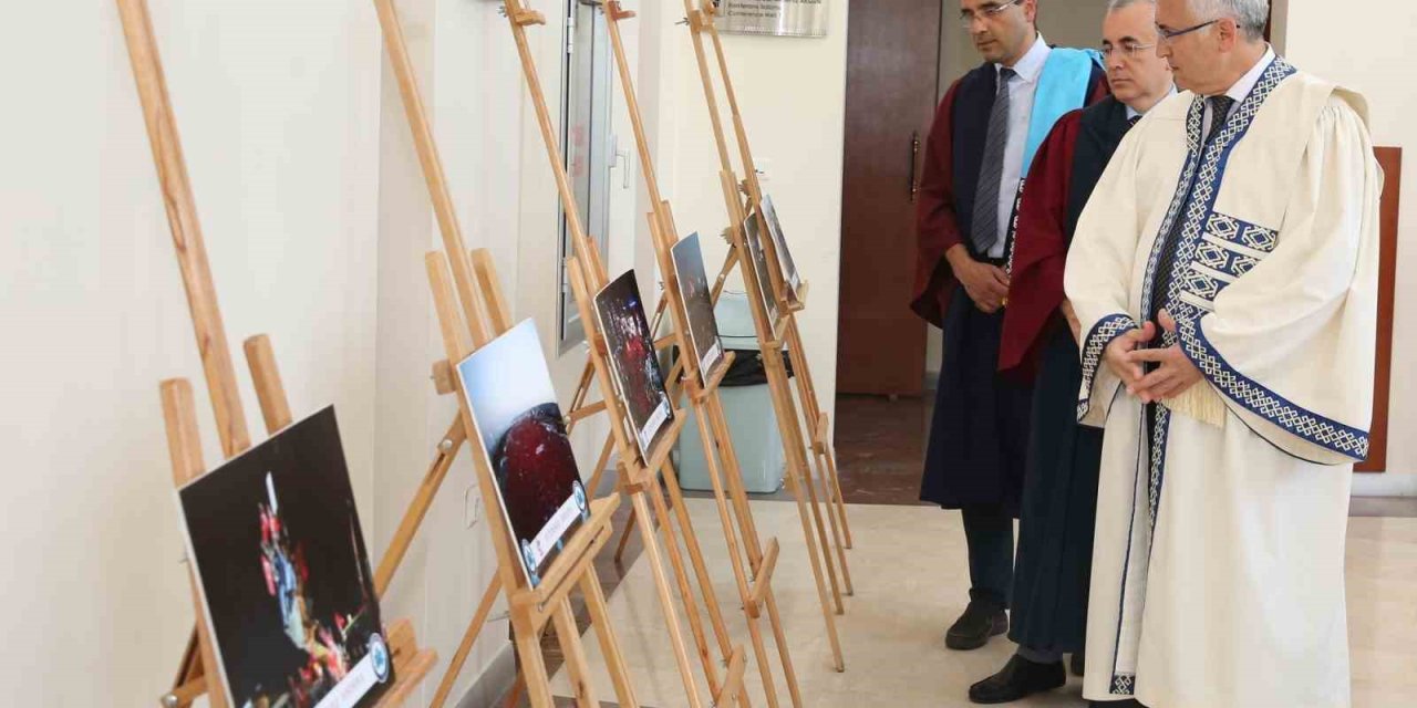 Esogü’de 15 Temmuz Demokrasi Ve Milli Birlik Günü Anma Programı Düzenlendi