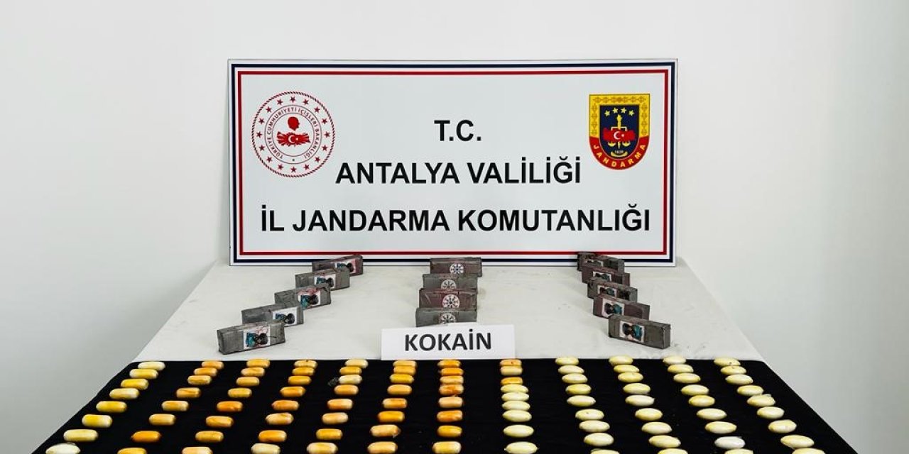 ’kırılacak’ Uyarısı Bulunan Koliden 10.2 Kilogram Kokain Çıktı