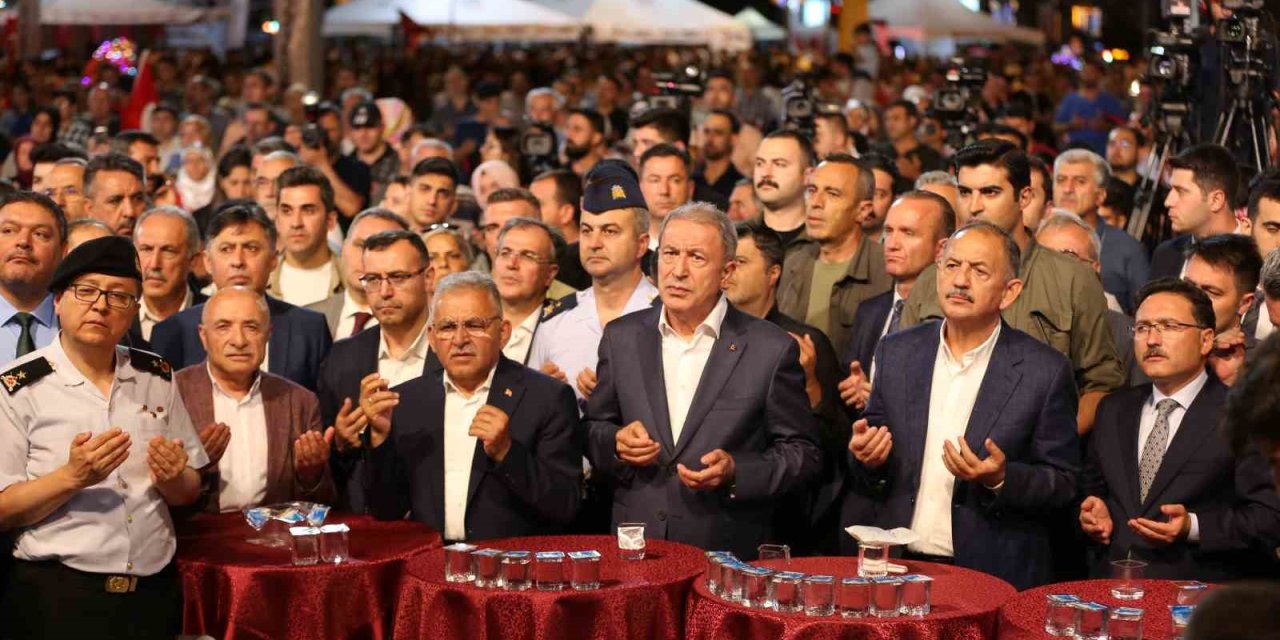 Başkan Büyükkılıç: “fetö Darbe Girişimi Türk Milletinin İman Dolu Göğsünde Söndü”