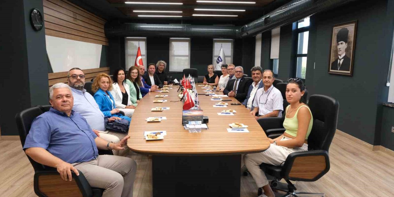 Başkan Küpeli Maritsa Belediyesi Yetkilileri İle Bulgar İş Heyetini Ağırladı