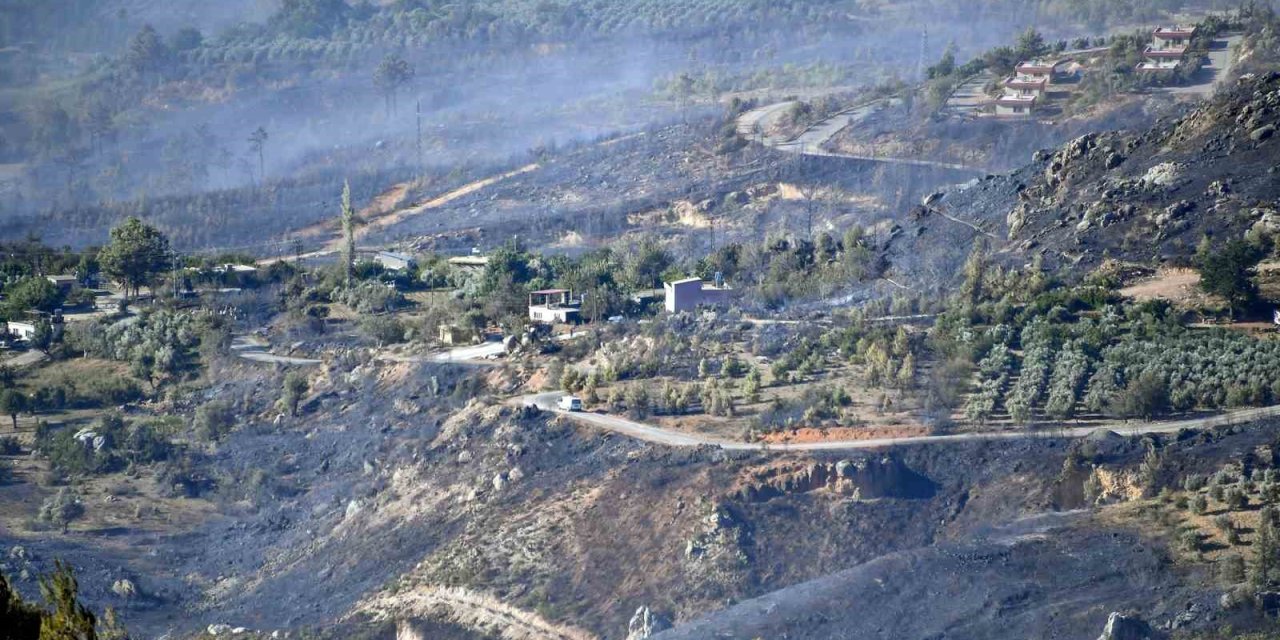 Mersin İtfaiyesi, Gülnar’daki Yangın Söndürme Çalışmalarına Katıldı