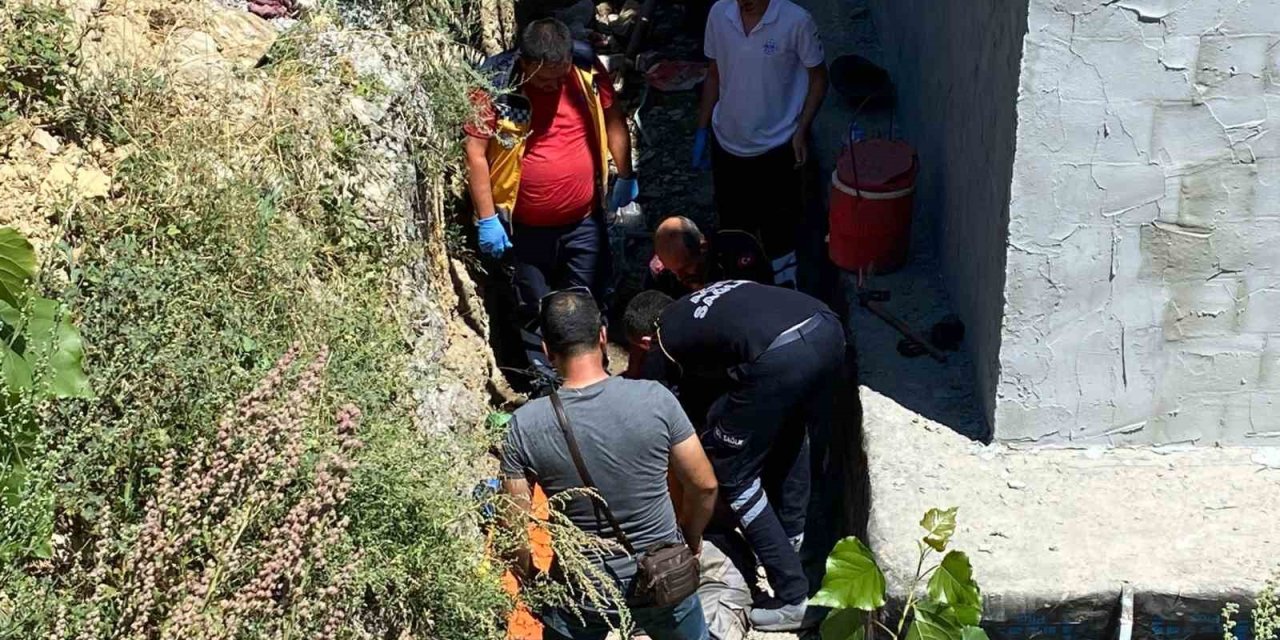 Çalıştığı İnşaattan Düşen Genç Yaralandı