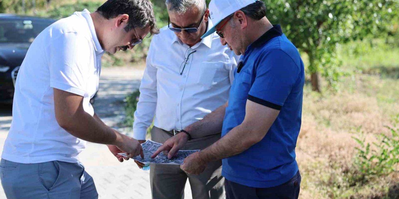 Hacılar’da Yollar Kilit Parke İle Yenileniyor