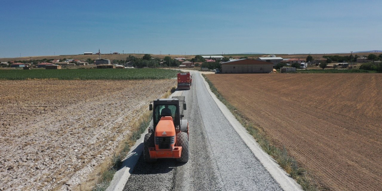 Karatay’ın Yolları Daha Konforlu Ve Güvenli Hale Geliyor