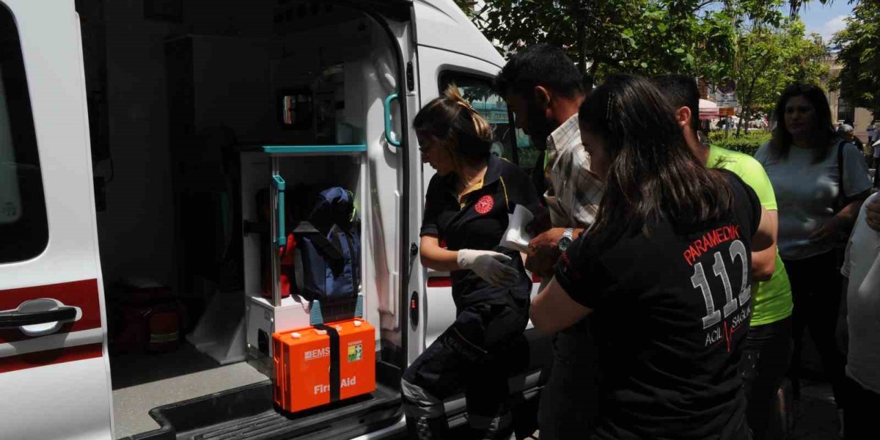 Kafede Çıkan Tartışma Kanlı Bitti: 1 Yaralı