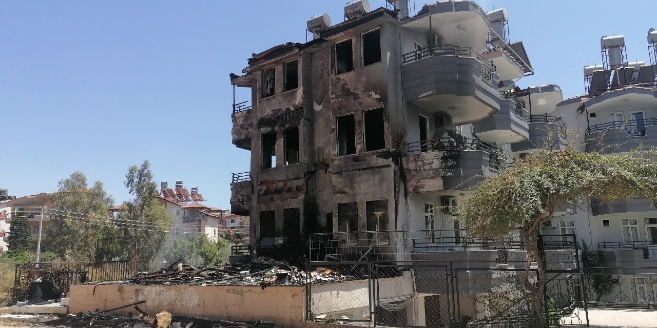 Depoda Çıkan Yangın Korku Dolu Anlar Yaşattı