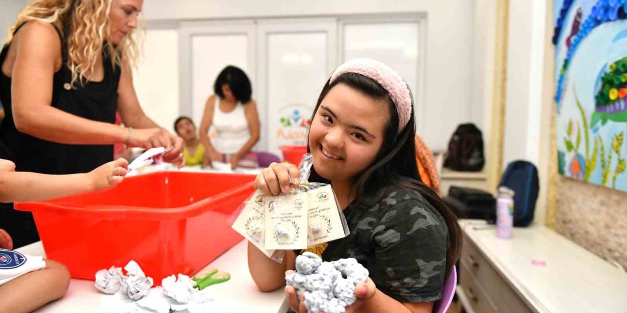 Muratpaşanı’n Özel Bireyleri Yanan Ormanı Onlar Yeşillendirecek