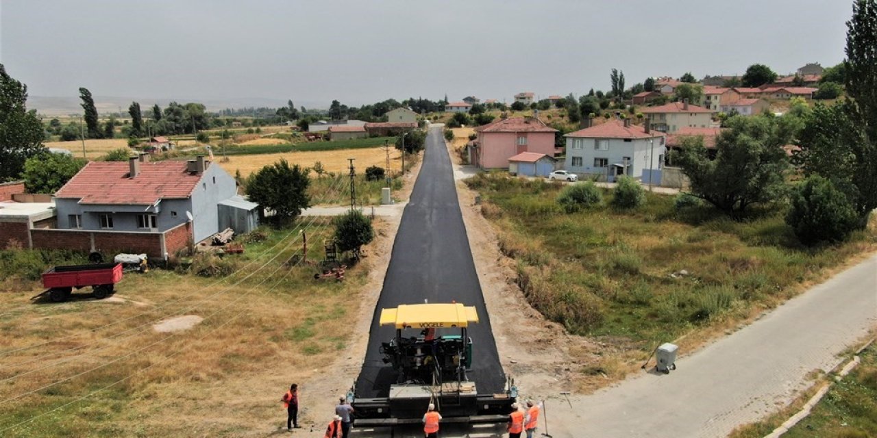 İnönü’de Asfalt Çalışmaları Hız Kesmeden Devam Ediyor