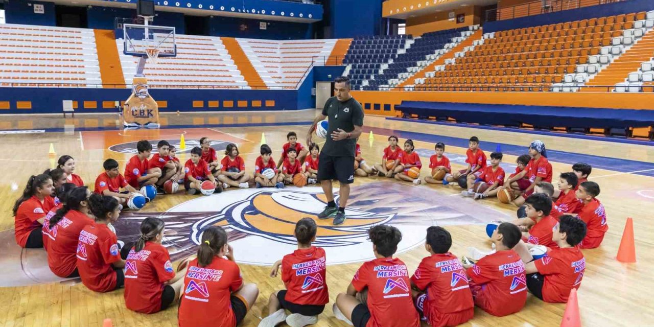 Mersin’de Ücretsiz Basketbol Kurslarıyla, Alt Yapıya Sporcu Yetişiyor