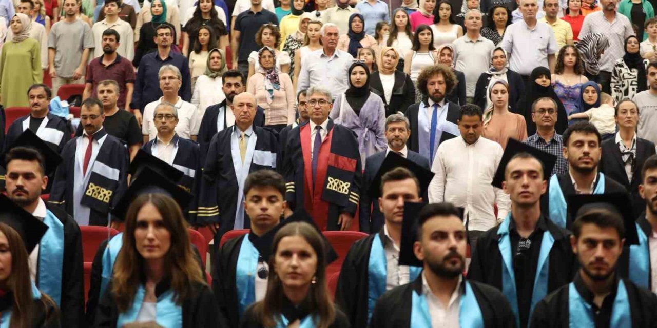 Erü Havacılık Ve Uzay Bilimleri Fakültesi Yeni Mezunlarını Verdi