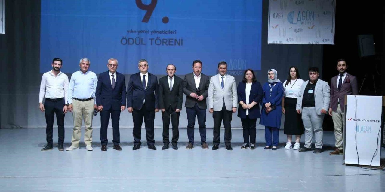 Başkan Büyükkılıç’a Sosyal Belediyecilik Ödülü