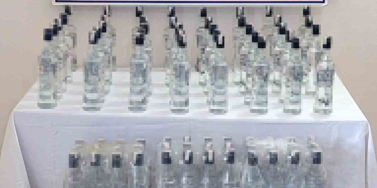 Kemer’de Jandarmadan Kaçak İçki Operasyonu