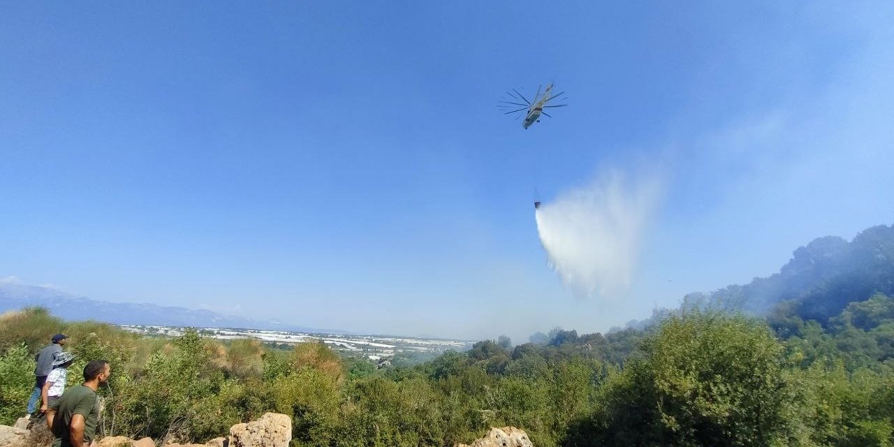 Antalya’daki Orman Yangını 2 Saatte Kontrol Altına Alındı, 3 Hektar Zarar Gördü