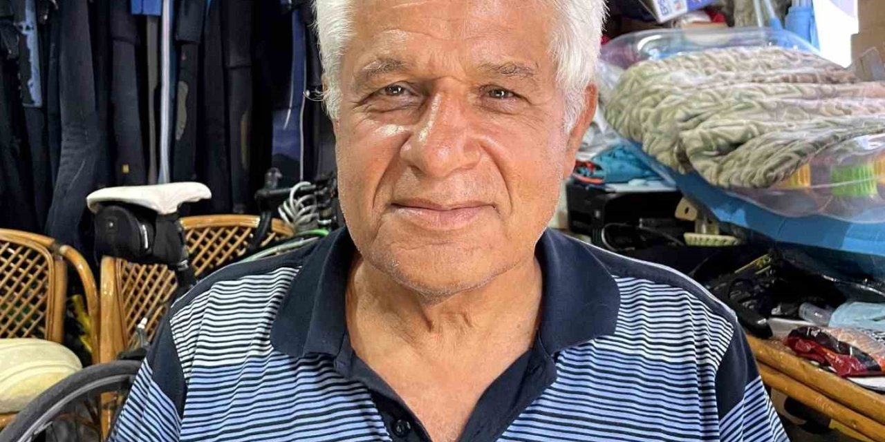 Eğitim İçin Daldılar, Su Altında Çöp Topladılar