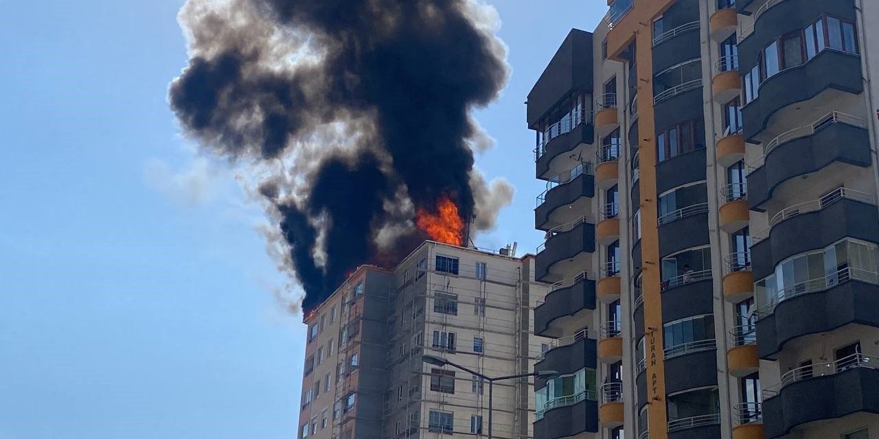 Kayseri’deki Yangından Acı Haber: İşçinin Cansız Bedeni Bulundu