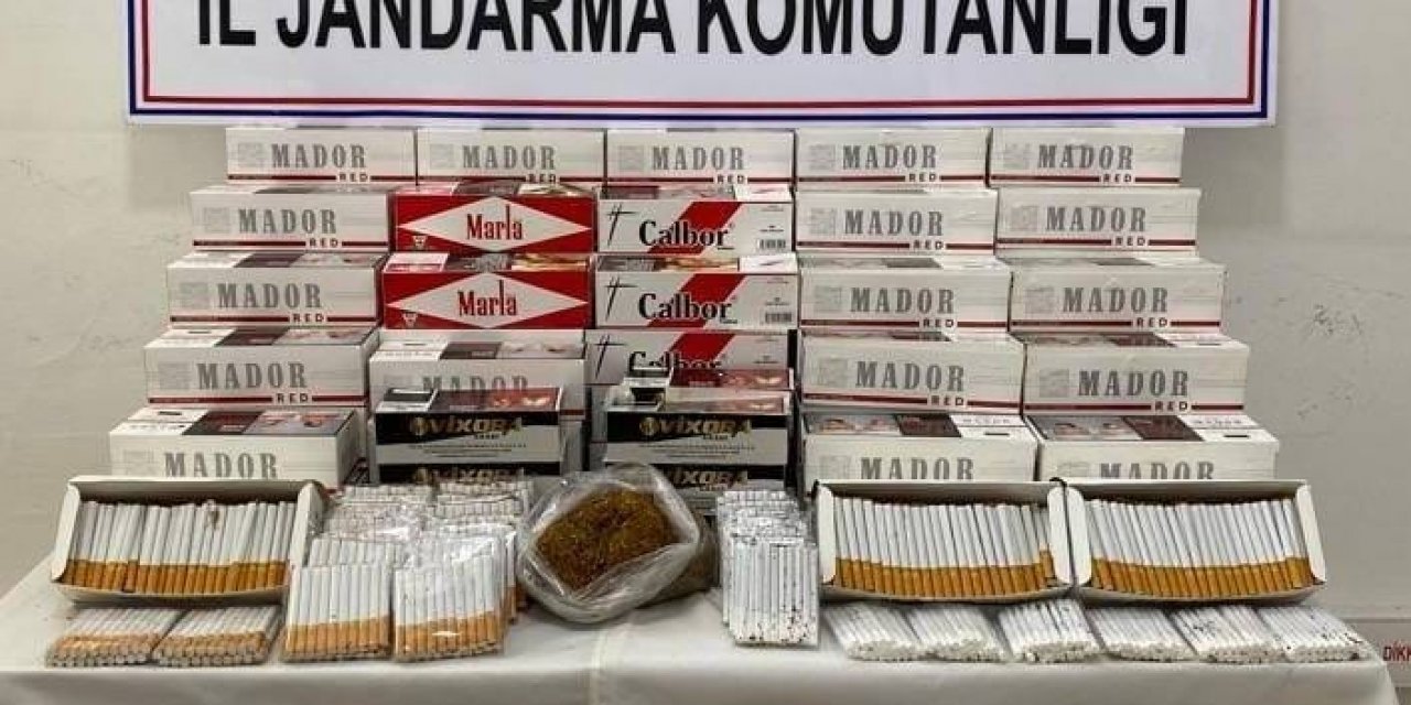 Kaçak Sigara Satmaya Hazırlanan Şahıs Jandarma Tarafından Yakalandı
