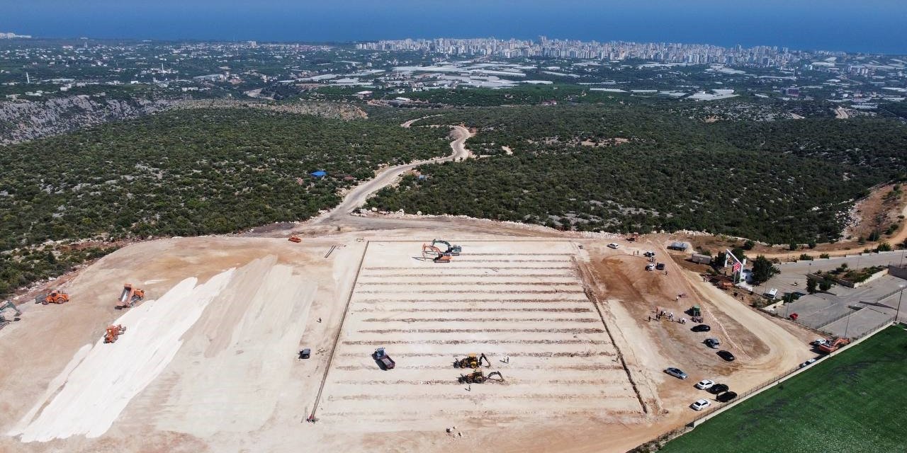 Hatayspor’un Antrenman Yapacağı Sahalar Hazırlanıyor