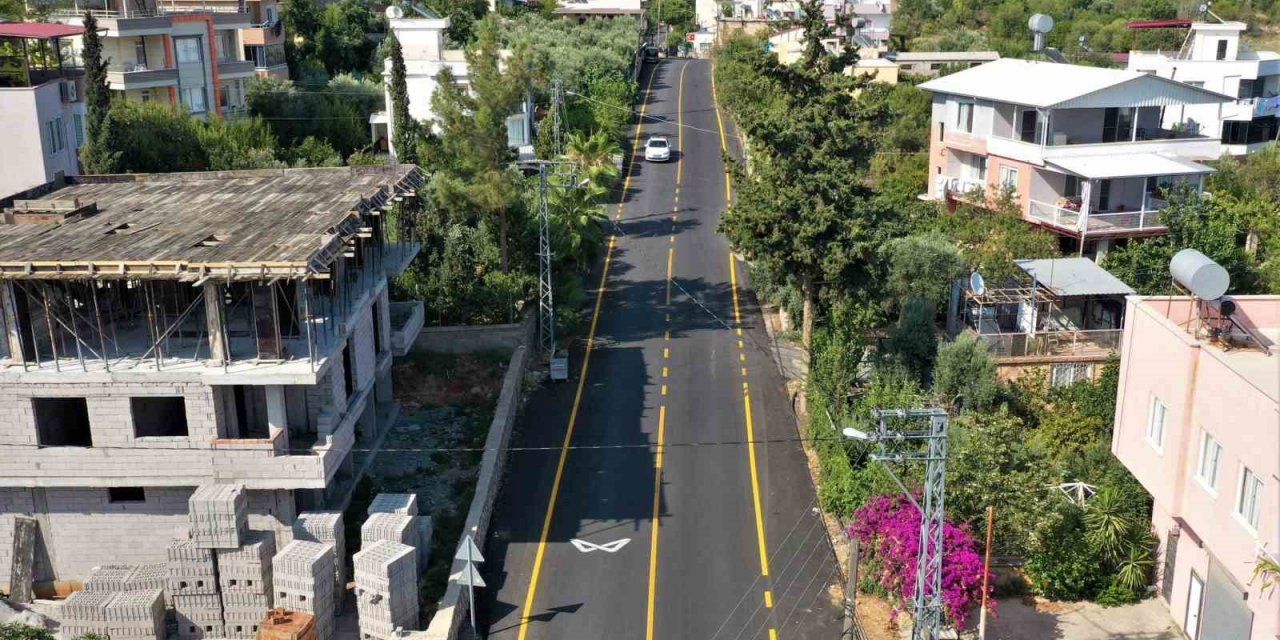 Toroslar’da Yol Bakım Ve Onarım Çalışmaları Sürüyor